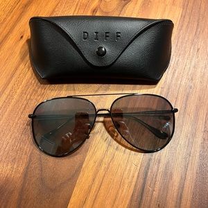 Diff Eyewear Aviator Sunglasses